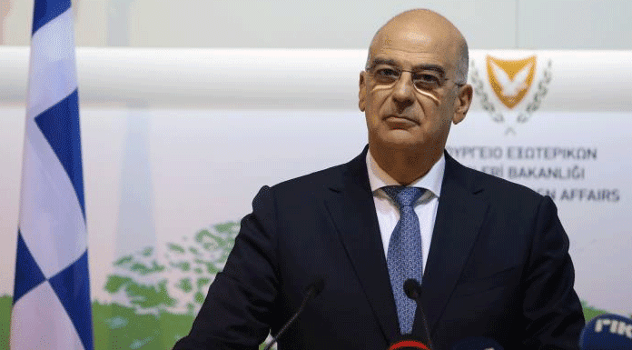 Δένδιας: Θα βοηθήσουμε τα Σκόπια, αν μας βοηθήσουν