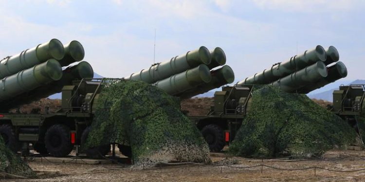 S-400: Ανησυχούν οι ΗΠΑ – Η Ινδία ζητά να εξοπλιστεί με ρωσικούς πυραύλους