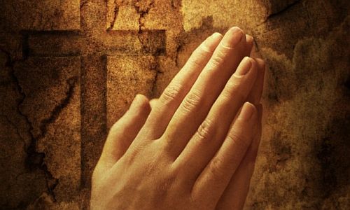 Ὁ Δήμαρχος Πατρέων καταργεῖ τὴν σχολικὴν προσευχήν!
