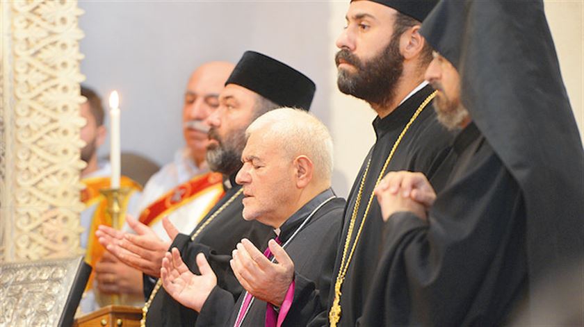 Ο ΟΙΚΟΥΜΕΝΙΣΜΟΣ ΣΥΜΠΡΟΣΕΥΧΕΤΑΙ ΥΠΕΡ…ΤΩΝ ΕΓΚΛΗΜΑΤΩΝ ΤΟΥ ΤΟΥΡΚΙΚΟΥ ΣΤΡΑΤΟΥ (βιντεο)