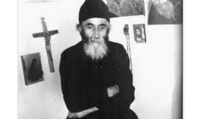 Άγιος Παΐσιος: Πολλά διατάγματα δε θα προλάβουν να δακτυλογραφηθούν