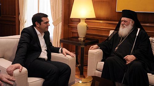 Πλήρης ἀπαξίωσις τῶν θεσμῶν ἀπὸ τοὺς Ἕλληνας πολίτας