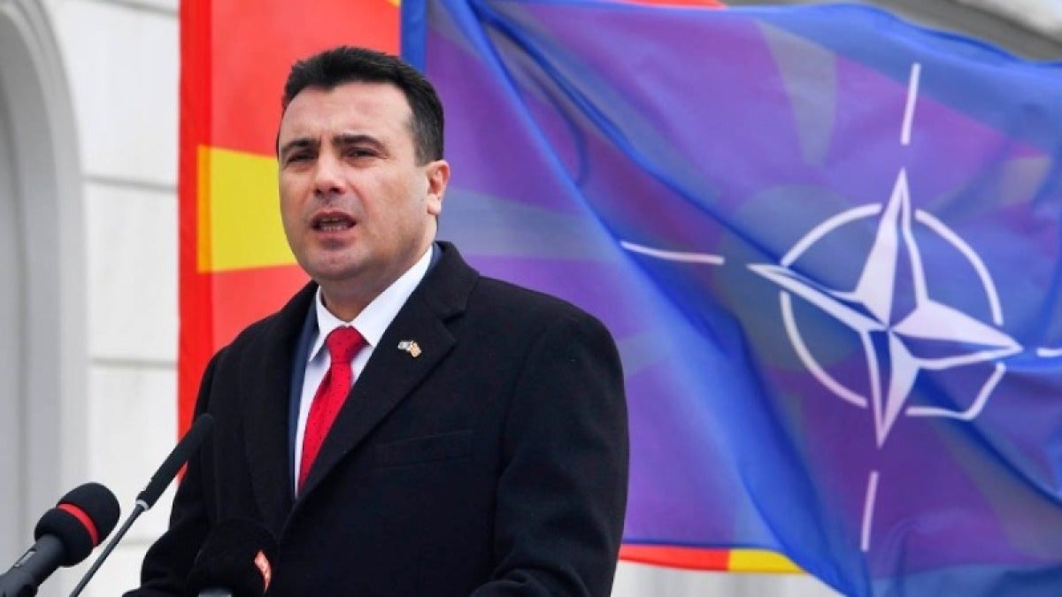 Ολοταχώς προς κρίση στα Σκόπια: Στον «αέρα» & η ένταξη στο ΝΑΤΟ – Ελληνικό ΥΠΕΞ σε Ζάεφ: «Υλοποιήστε τις υποχρεώσεις σας»