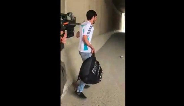 Ισραηλινός στρατιώτης πυροβολεί πισώπλατα άοπλο Παλαιστίνιο έφηβο (σκληρό βίντεο +18)