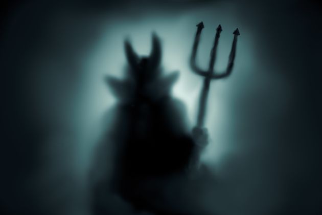 5c3f26d4240000d7004867c8