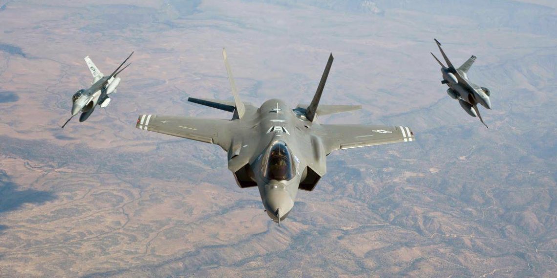 «Αυλαία» για τη Blue Flag 2019 – Ελληνικά F-16 «συνεργάστηκαν» με stealth F-35 [pics/vid]