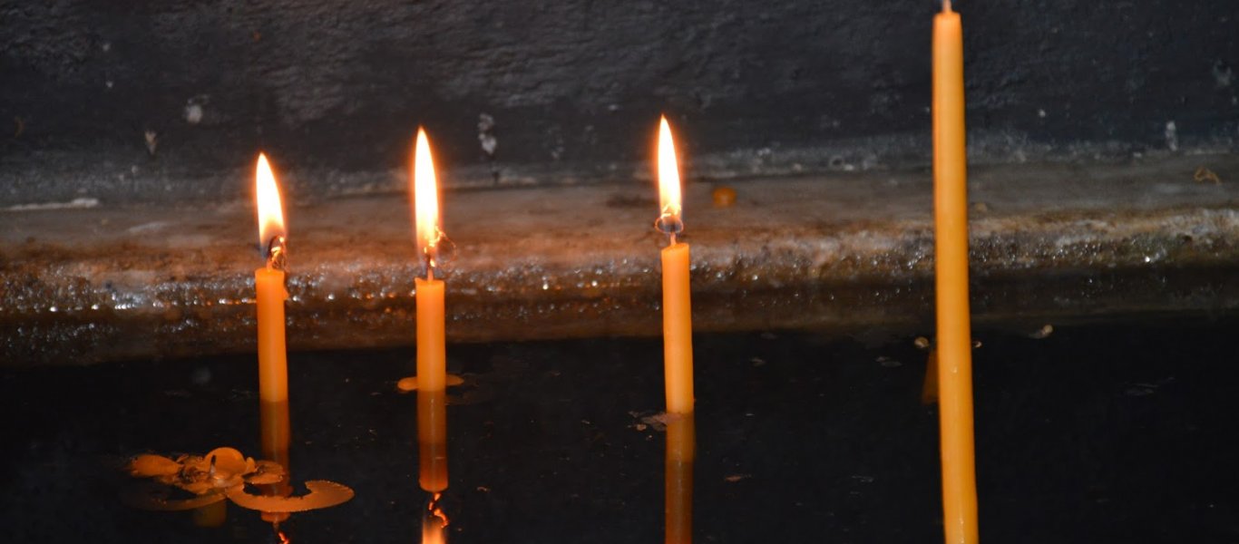 Αλλοδαπός χαστούκισε κοπέλα που έκανε τον σταυρό της έξω από εκκλησία στην Θεσσαλονίκη!