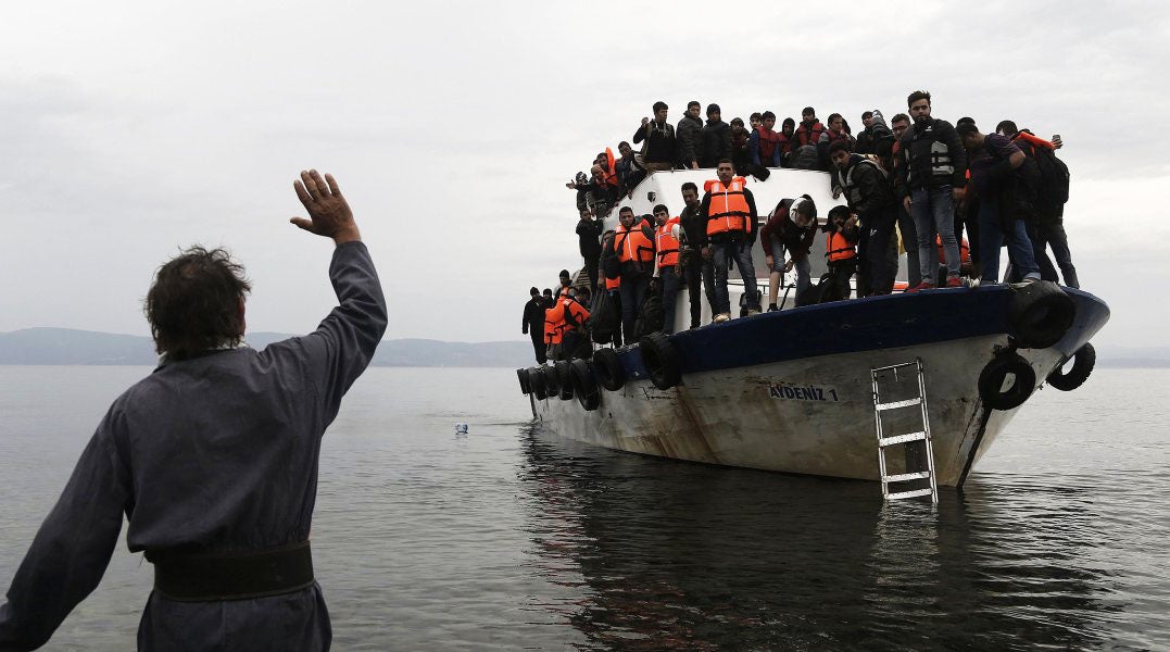 Ξεσηκώνονται οι εκπαιδευτικοί του Έβρου – Ανακοίνωση-«φωτιά»: «Κινδυνεύουν οι ζωές μας από τους μετανάστες»