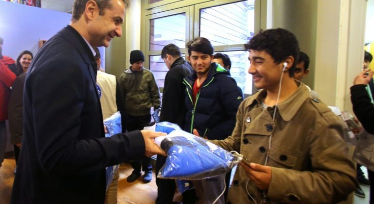 ΕΞ’ ΙΔΙΩΝ ΤΑ ΒΕΛΗ! ANTINEWS: Ο ΚΟΥΛΗΣ ΕΧΕΙ ΠΑΡΕΙ ΟΙΚΟΝΟΜΙΚΑ ΑΝΤΑΛΛΑΓΜΑΤΑ ΓΙΑ ΤΟΝ ΕΠΟΙΚΙΣΜΟ ΤΗΣ ΧΩΡΑΣ