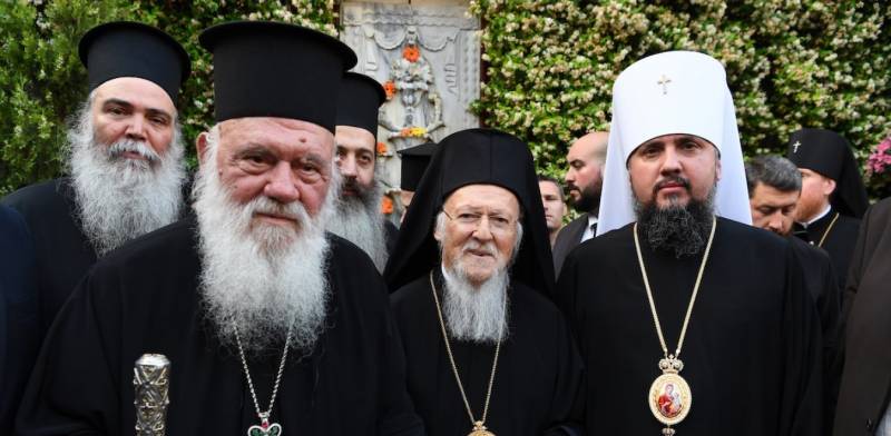 Ν.ΔΑΠΕΡΓΟΛΑΣ, «ΗΜΕΡΕΣ ΕΝΔΟΕΚΚΛΗΣΙΑΣΤΙΚΟΥ ΧΑΟΥΣ»