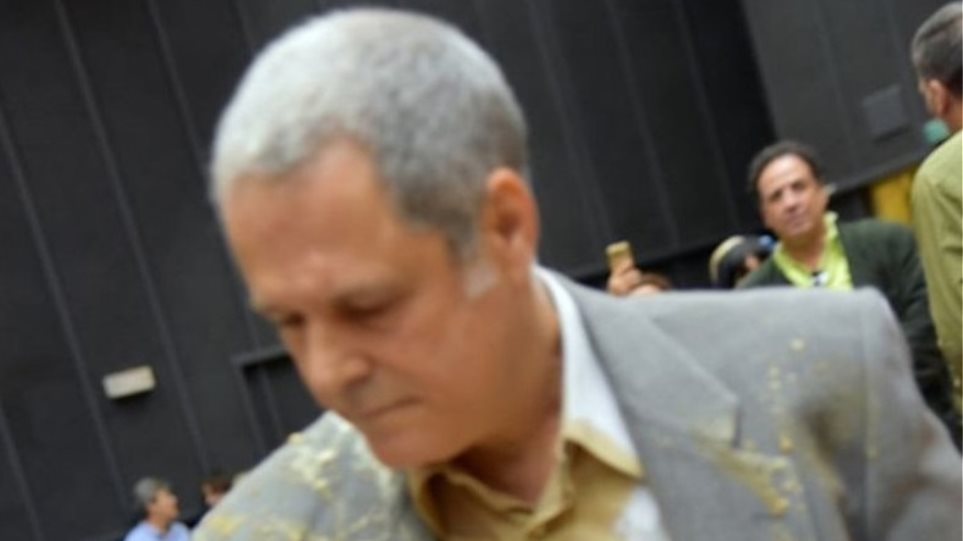 Δείτε βίντεο: Η στιγμή του καβγά Τζήμερου – Πρωτούλη στο περιφερειακό συμβούλιο