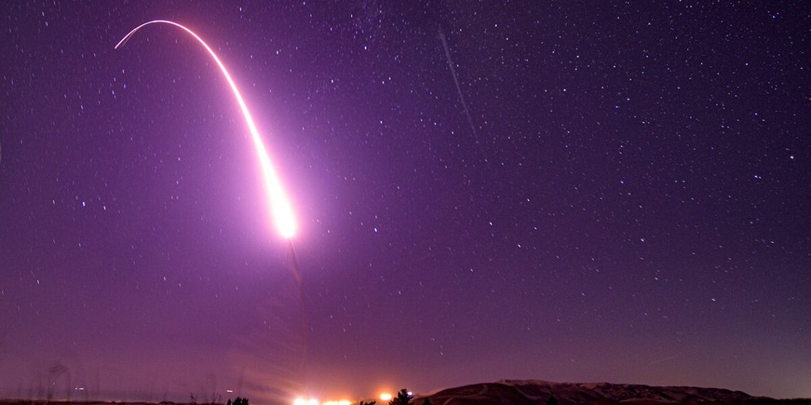 ΗΠΑ: Στα άκρα οι σχέσεις με τη Ρωσία – Ετοιμάζουν δοκιμή «απαγορευμένου» πυρηνικού πυραύλου [pics]