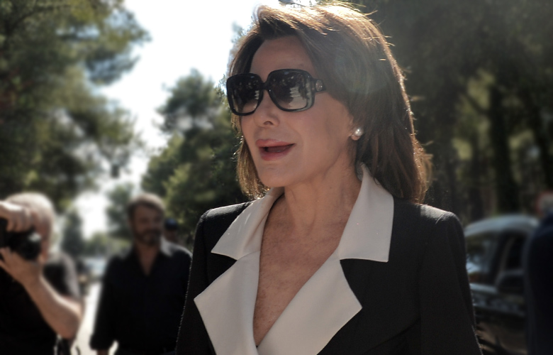 Η Γιάννα Έκοψε τους Πρώτους «Ήρωες» του ’21