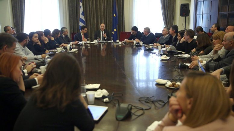 Τι στο καλό συμβαίνει στο Μαξίμου και στο υπουργείο Εξωτερικών; Δεν βλέπουν την απειλή;