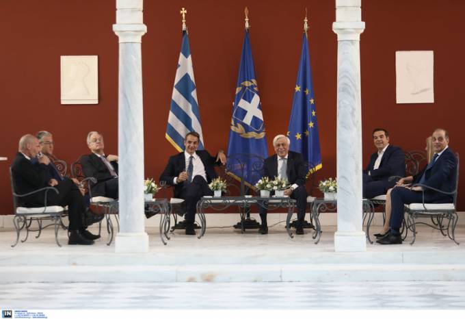 ΜΕΓΑΛΗ ΚΟΡΟΪΔΙΑ ΜΕ ΤΗΝ ΨΗΦΟ ΤΩΝ ΕΛΛΗΝΩΝ ΤΟΥ ΕΞΩΤΕΡΙΚΟΥ! ΑΠΟ ΤΑ 5 ΕΚΑΤΟΜΜΥΡΙΑ ΜΟΛΙΣ 340.000 ΘΑ ΕΧΟΥΝ ΔΙΚΑΙΩΜΑ ΨΗΦΟΥ!