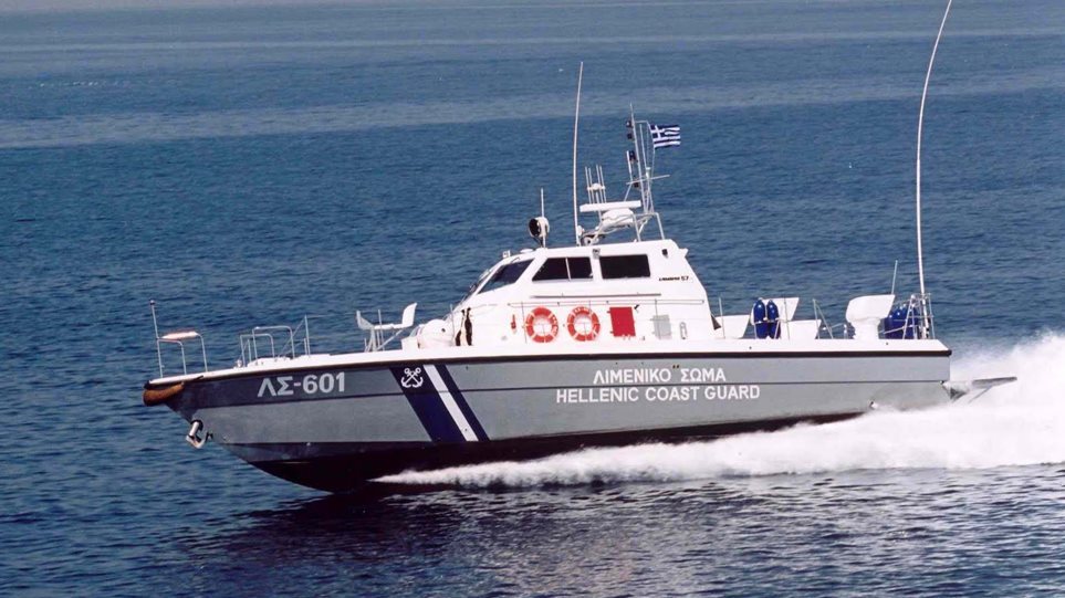Σύρος λαθρομετανάστης ζητά αποζημίωση €100.000 από το ελληνικό Δημόσιο