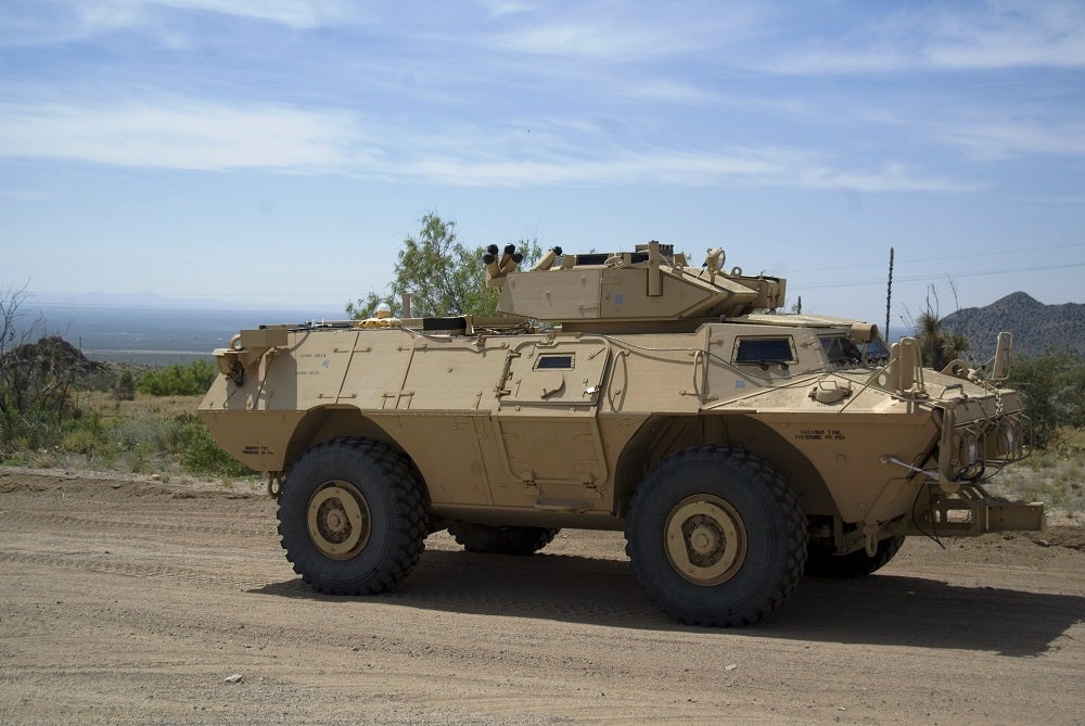 Έρχονται ενισχύσεις: 1.200 θωρακισμένα M1117 από τις ΗΠΑ για την Ελλάδα – Αμερικανικά CHINOOK & Blackhawk στη Ρόδο