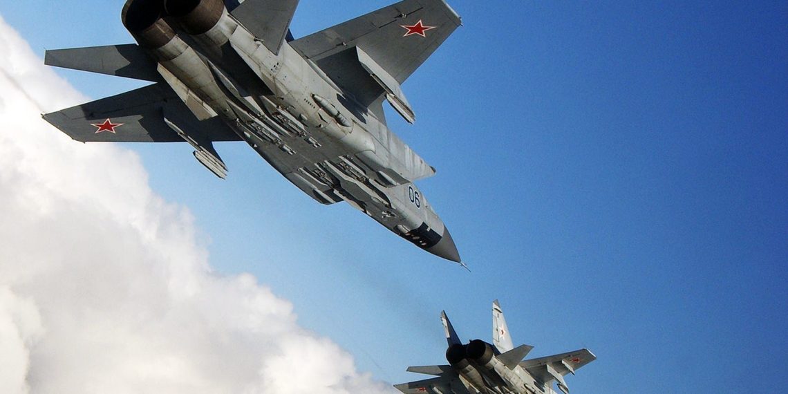 MiG-31: Ο Ρώσος «φονιάς» θα πετάει μέχρι το διαστημικό MiG-41 να πάρει «σάρκα και οστά» [pics]