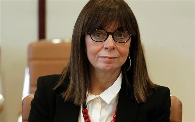 Το πολυτελέστατο διαμέρισμα της νέας Π.τΔ. στο μεταξουργείο – .3.800 ευρώ το τ.μ.- η εσωτερική θερμαινόμενη πισίνα – η κατασκευάστρια εταιρεία ΓΕΚ ΤΕΡΝΑ.