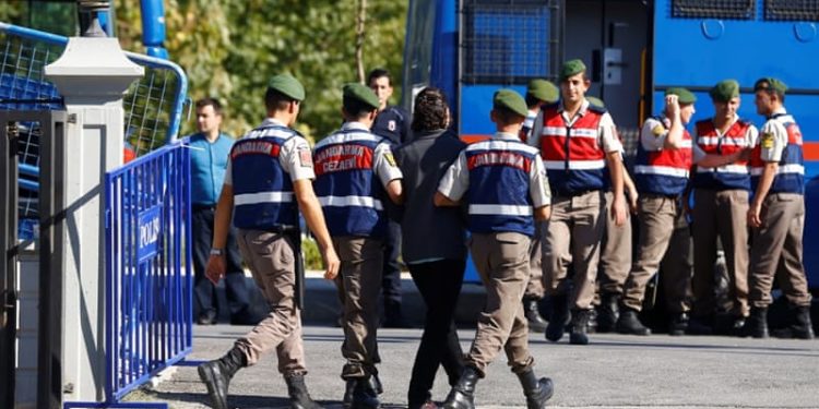 Τουρκία: Συλλήψεις 176 στρατιωτικών – Ανάμεσά τους και 6 πιλότοι F16!