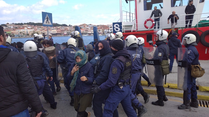 Μεταναστευτικό ώρα μηδέν – Στο μικροσκόπιο της κυβέρνησης οι ΜΚΟ, έρχονται αυστηροί έλεγχοι – Νέες εντάσεις στη Λέσβο