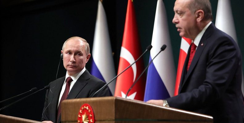 Τινάζει στον αέρα την λυκοφιλία με τη Ρωσία ο Ερντογάν; Πάει Ουκρανία