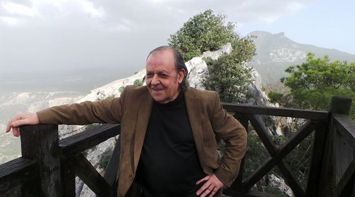 Ο Σενέρ Λεβέντ τα… χώνει άγρια στους Τούρκους κατακτητές: Δεν σας έριξαν ένα τεράστιο άι σιχτίρ;