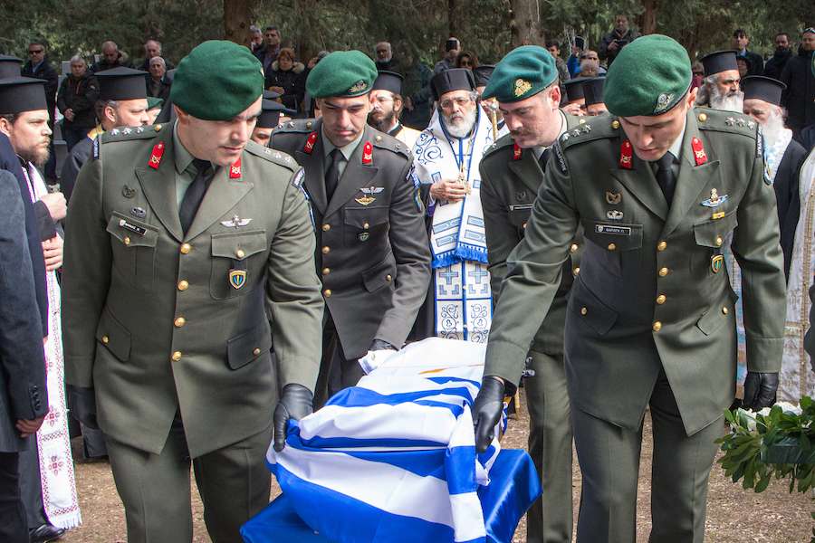 Συζητώντας για “συνεκμετάλλευση” θάβουμε 46 χρόνια μετά τον Αττίλα τους νεκρούς μας…