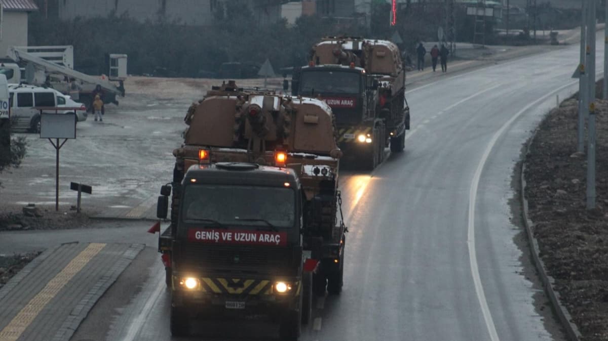 Συρία: Η Άγκυρα στέλνει μεγάλο αριθμό τεθωρακισμένων στα σύνορα – Ο στρατός του Ασαντ καταλαμβάνει χωριά