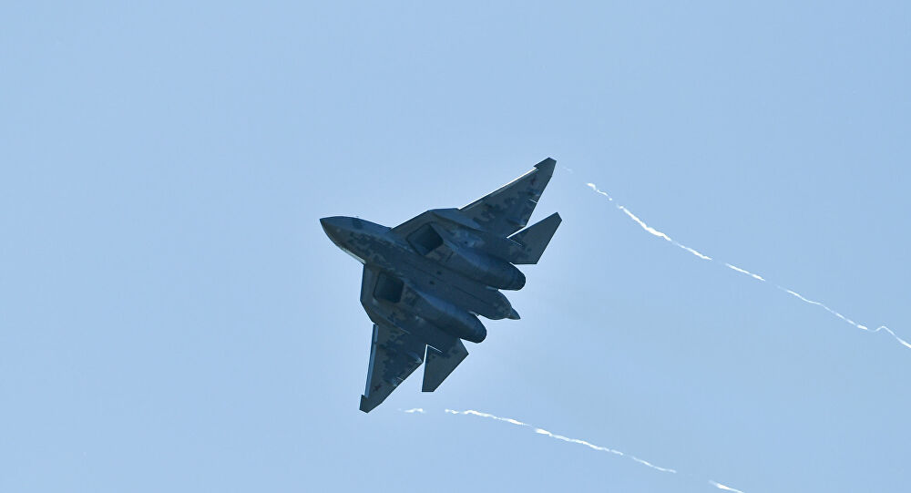 Ρώσοι πιλότοι πετούν με τα πέμπτης γενιάς Su-57 – Βίντεο