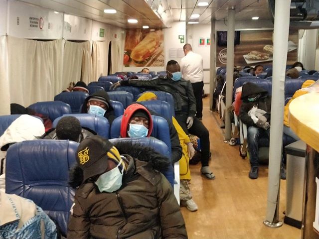 Μεταγωγή μεταναστών με καταμαράν σε περίοδο κορωνοϊού – κείμενο αστυνομικού