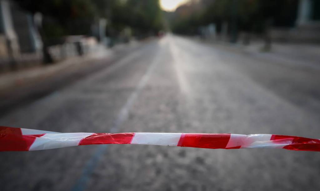 Προ των πυλών η καθολική απαγόρευση κυκλοφορίας στην Ελλάδα – Ιστορικές αποφάσεις για τις Εκκλησίες (ΒΙΝΤΕΟ)