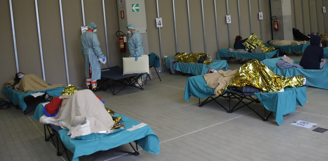 Ο.Υ.Α. ΕΚΤΑΚΤΟ . Θέλετε 600 νεκρούς μέσα Απριλίου ; Να συλλαμβάνονται όσοι κυκλοφορούν σε Σούπερ Μάρκετ , Τράπεζες κτλ , χωρίς Μάσκα και Γάντια , και όχι μόνο .