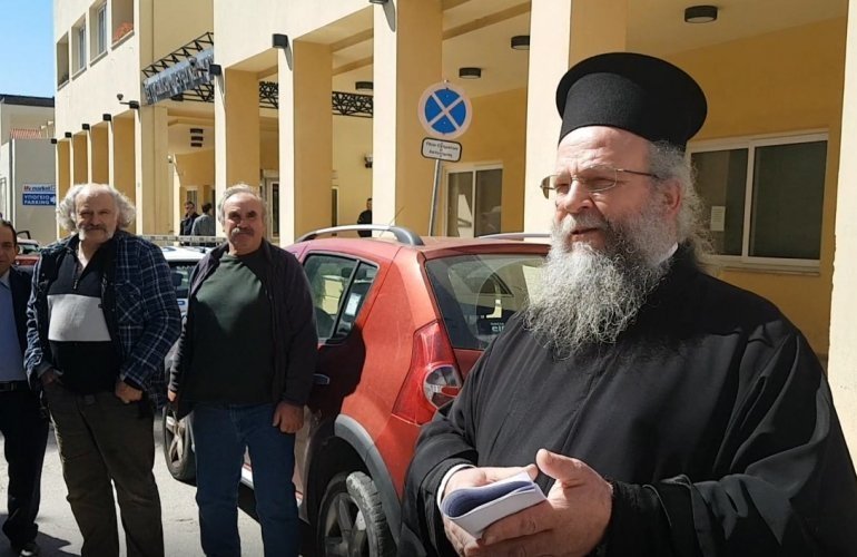Ο π. Χριστόφορος Γουρλής “αδειάζει” τον Μητροπολίτη Μάρκο : “Η δήλωσή του είναι ψευδής”
