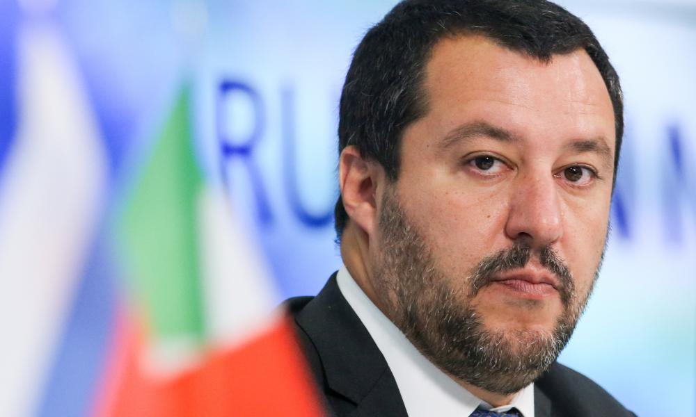Oργή Σαλβίνι: ”Η Γερμανία κατέστρεψε την Ελλάδα, θέλει να κάνει το ίδιο & στην Ιταλία-Δεν θέλω τα χρήματα της Μέρκελ”