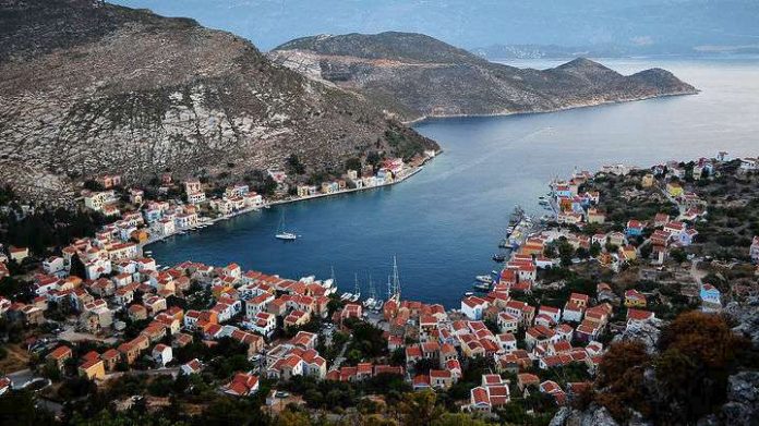 “Όχι κέντρο φιλοξενίας μεταναστών στο Καστελόριζο”! Επιστολή στην ΠτΔ, τον πρωθυπουργό και στους βουλευτές