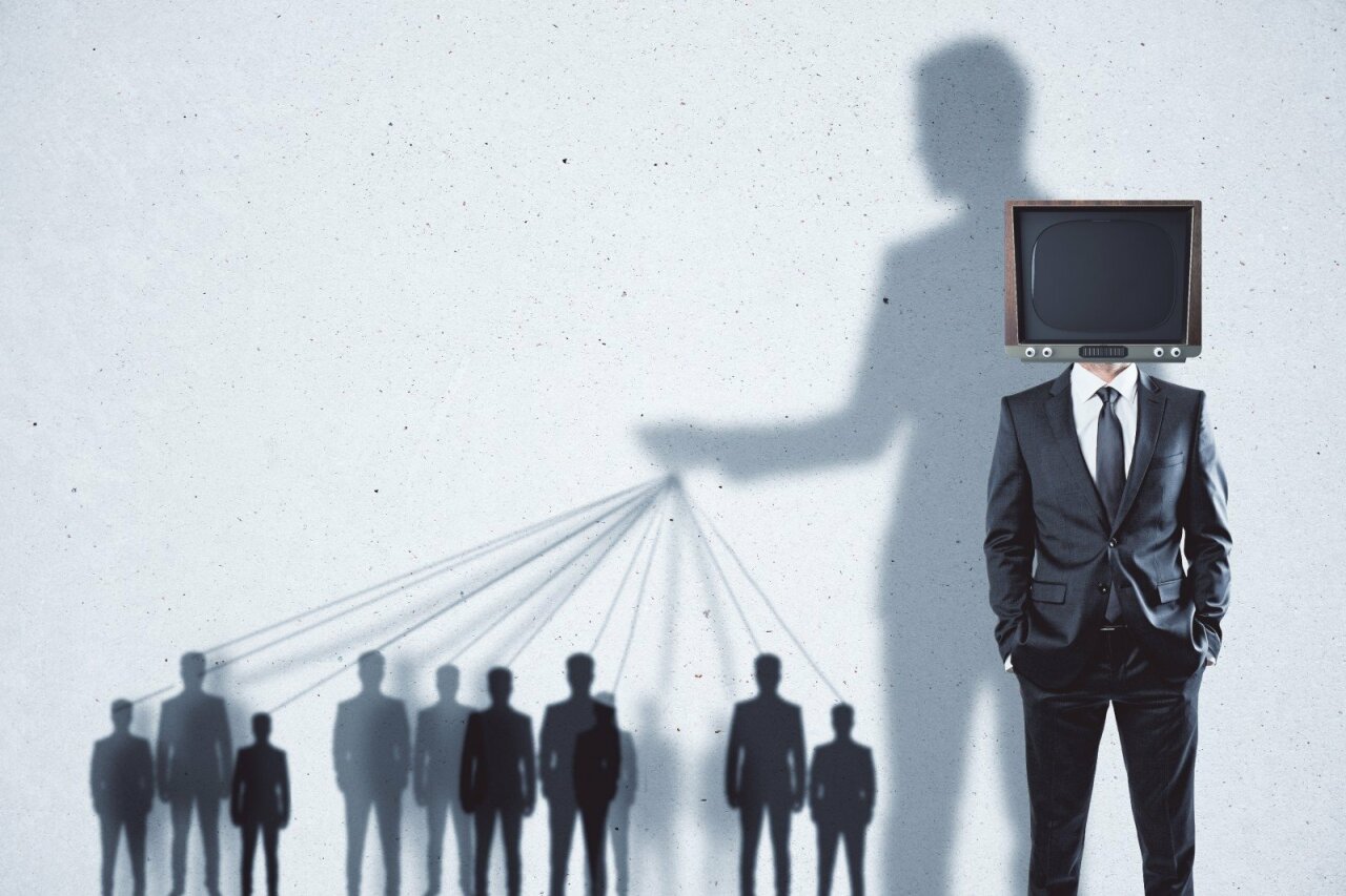 Δημήτρης Νατσιός : Tα τσοπανόσκυλα του συστήματος