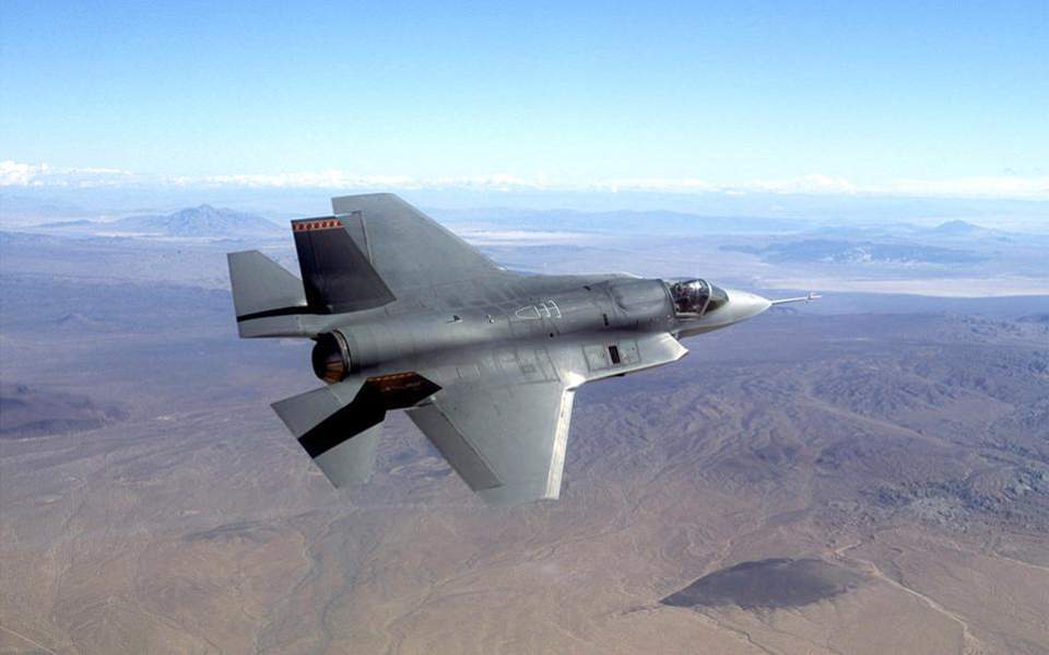 ΥΕΘΑ: Παράθυρο ευκαιρίας για το F-35 που θα πρέπει να το εκμεταλλευτούμε