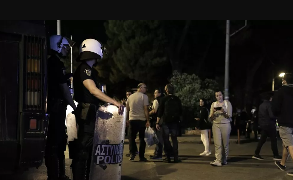 «Αγνόησαν» τον Χαρδαλιά σε Αγία Παρασκευή, Παγκράτι και Λυκαβηττό – Νέες συγκεντρώσεις με ποτά