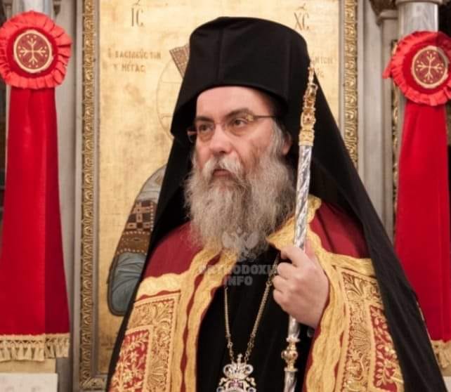 Είναι φανερό, πλέον, πως στόχος δεν είναι η προστασία της υγείας των πιστών, αλλά η Εκκλησία. Ενοχλεί, ως φαίνεται, η πνευματική Της δύναμη και ισχύ