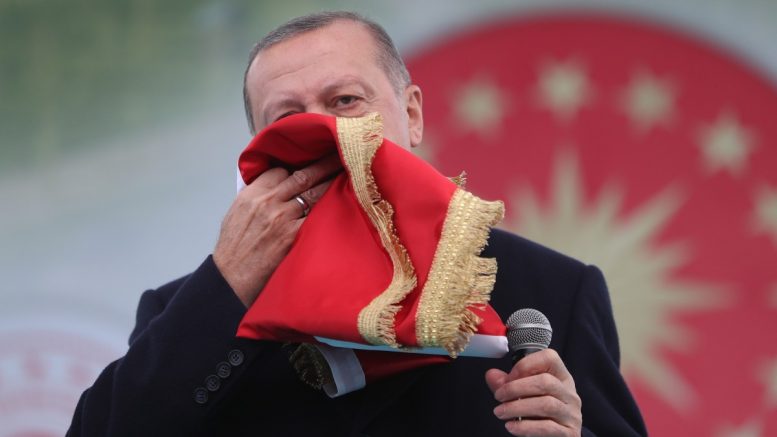 Οι Ισραηλινοί καλώς πράττουν και διαψεύδουν τους Τούρκους, αλλά πρέπει και να κάνουν αυτό που οφείλουν έναντι της Ελλάδας και της Κύπρου