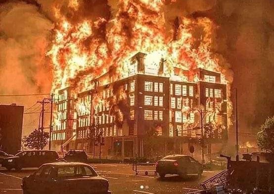 Rick : #MinneapolisRiot…. Λίγο Πριν Τις Εκλογες Των ΗΠΑ Στις 3 Νοεμβρη