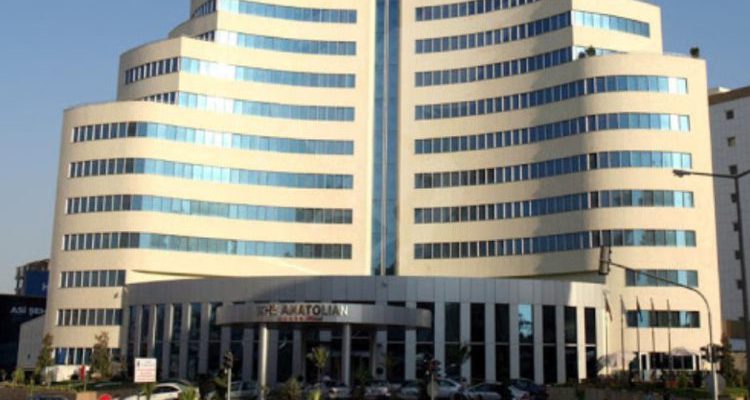 Πλήγμα με ειδικό βάρος… Κούρδοι πυρπόλησαν ξενοδοχείο “άντρο” της ΜΙΤ