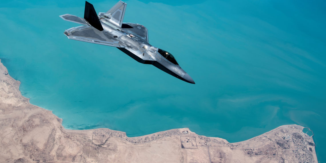 F-22: Μπορεί η αεροπορία του Ιράν να καταρρίψει τα stealth μαχητικά ;