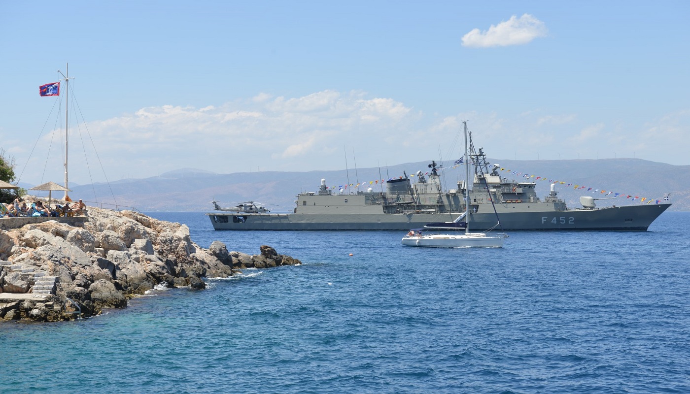 ΠΝ: Για τη κατάσταση στις φρεγάτες θα ιδρώσει το αυτί κανενός;