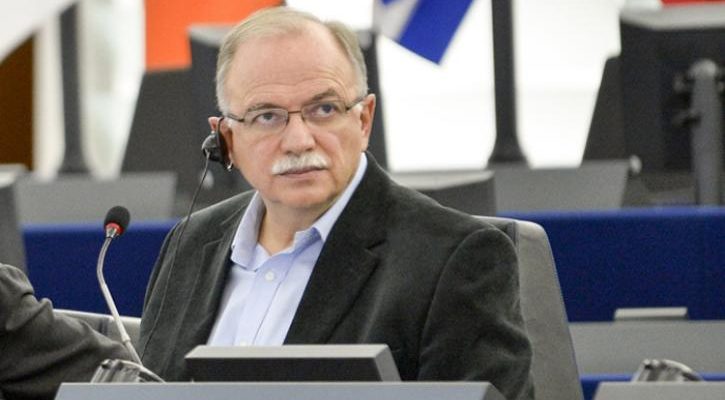 Ο Παπαδημούλης νοικιάζει ακίνητά του για την στέγαση μεταναστών;