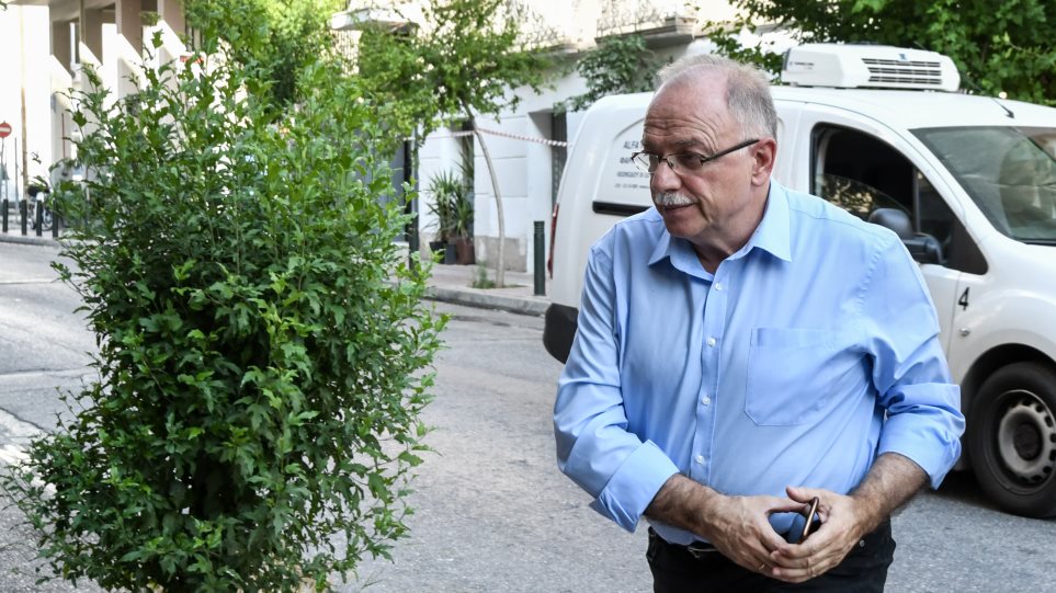 Πόθεν έσχες – Δημήτρης Παπαδημούλης: Αγόρασε 8 ακίνητα το 2018!