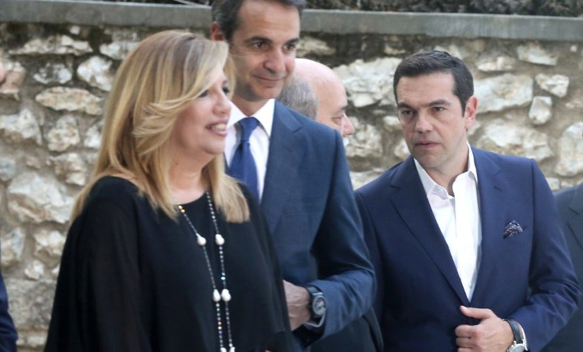 ΑΥΤΑ ΝΑ ΤΑ ΒΛΕΠΟΥΝ ΟΣΟΙ ΔΕΝ ΚΑΝΟΥΝ ΟΙΚΟΝΟΜΙΕΣ! 34 ΑΚΙΝΗΤΑ ΕΧΕΙ ΑΠΟΚΤΗΣΕΙ Η ΦΩΦΗ ΜΕ ΤΗ ΣΥΝΤΑΞΟΥΛΑ ΤΗΣ!