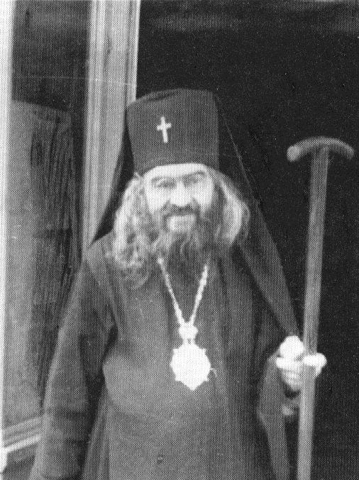 Πως ο Άγ. Ιωάννης Μαξίμοβιτς αποστομώνει τους θεοφοβικούς επικριτές της Θείας Κοινωνίας.