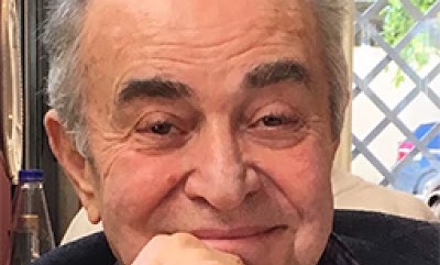 Στην Ελλάδα συνεχίζει να «πετάει» ο γάιδαρος…  Γράφει ο Καθηγητής Γιώργος Πιπερόπουλος